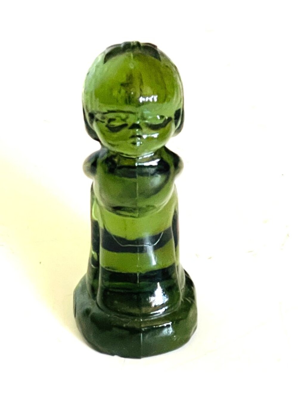 Vintage Fenton Kissing Girl Green Glass Figurine 4.5" circa 1983